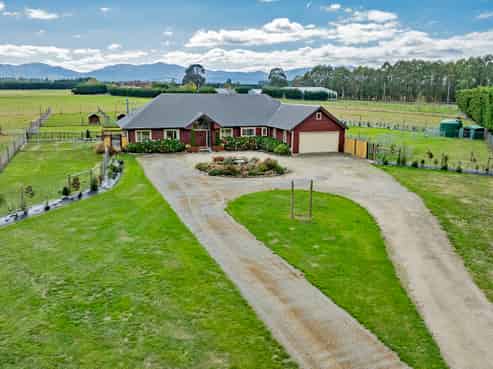 298 Birch Hill Road, Okuku