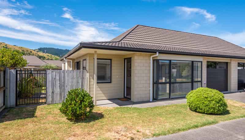 14/3 Georgia Grove, Paraparaumu