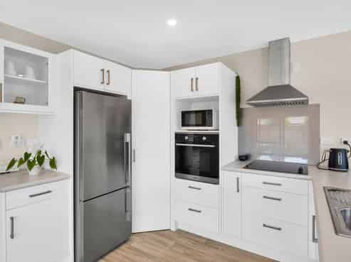 14/3 Georgia Grove, Paraparaumu