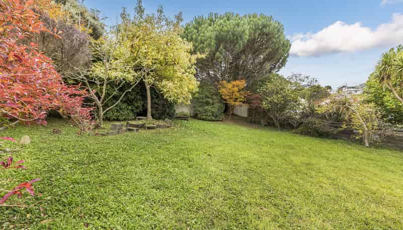 11A Wakefield Terrace, Tawa