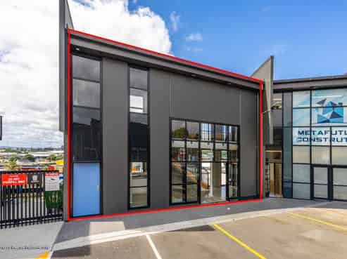 SIGNIFICANT PRICE REDUCTION - MAY 2025
