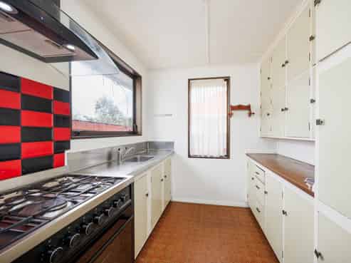 103 Clyde Crescent, Roslyn