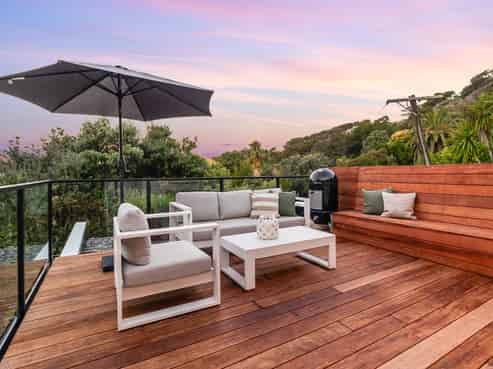 42 Hill Road, Palm Beach