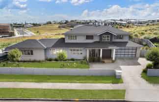 5 Angiangi Crescent, Beachlands