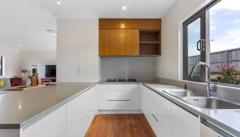 5 Angiangi Crescent, Beachlands