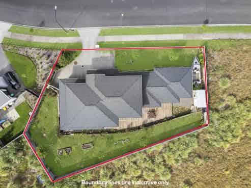 5 Angiangi Crescent, Beachlands