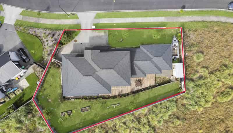 5 Angiangi Crescent, Beachlands