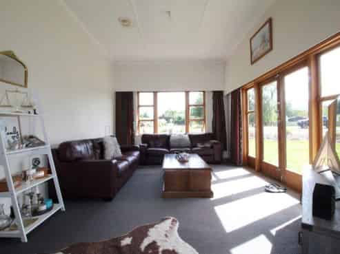 2 Laura Street, Lumsden