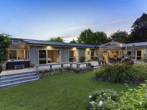 196 Blackbridge Road, Dairy Flat