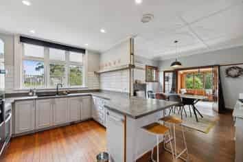 26 District Road, Roseneath