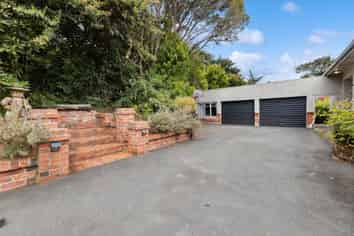 26 District Road, Roseneath