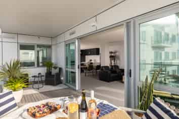 1102/72 Devonport Road (Devonport Towers), Tauranga Central