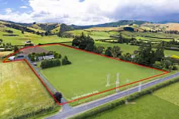 17 Wairongoa Road, North Taieri
