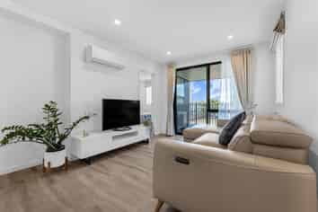 8/45 Cessna Crescent, Mangere