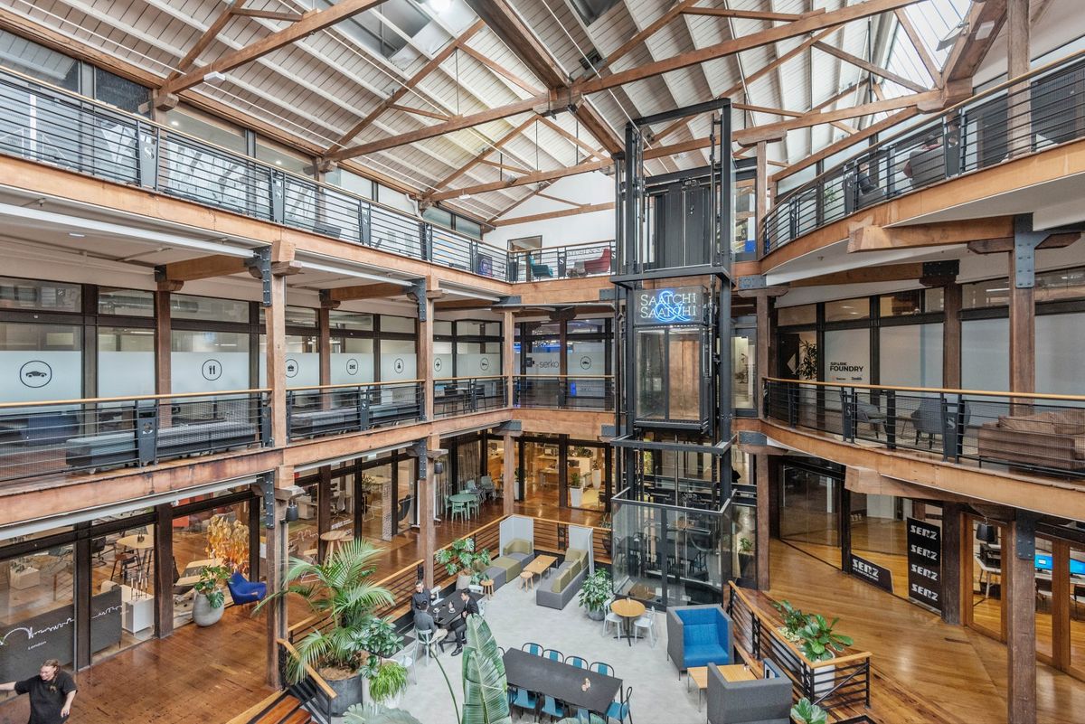 Elegant Character Office - Parking - Ansicht 2
