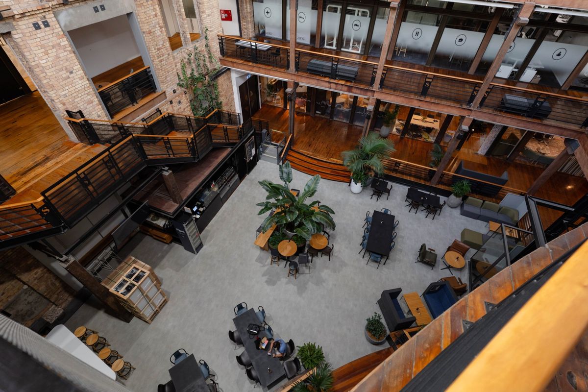 Elegant Character Office - Parking - Ansicht 6