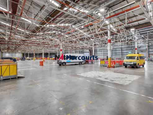 Functional Modern Warehouse Manukau