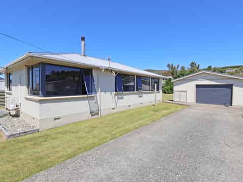 204 Bann Street, Bluff
