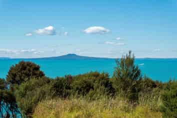 31 Beauvoir Avenue, Matakatia