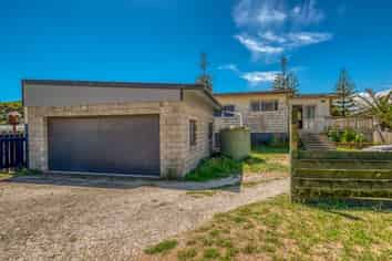 496 West Coast Road, Waipapakauri