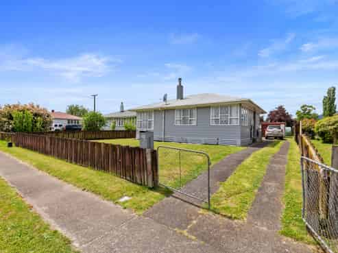 86 Tawa Street, Murupara