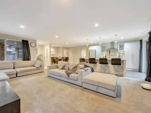 17 Edward Street, Grandview Heights