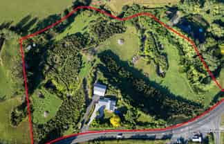 3257 State Highway 23, Raglan