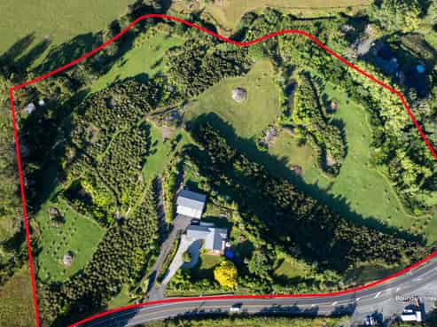 3257 State Highway 23, Raglan