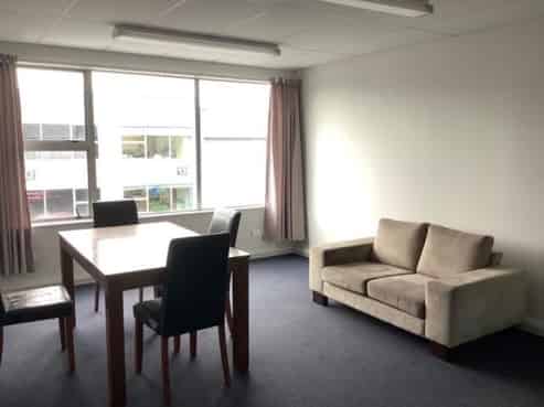 Commercial unit - prime location