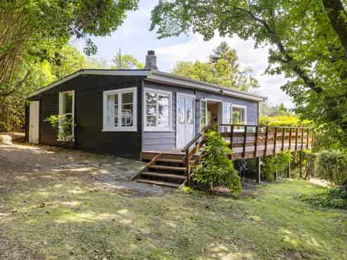 42 Pihanga Road, Kuratau