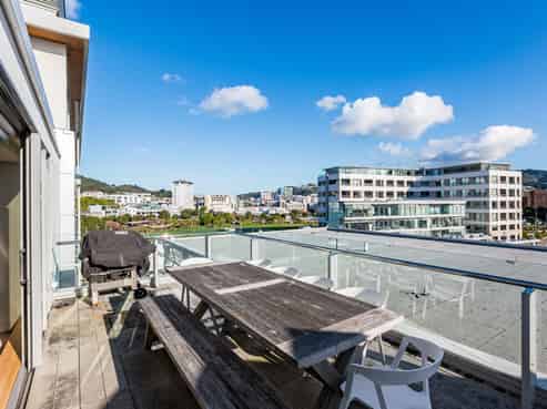 4B/8 Clyde Quay Wharf, Te Aro
