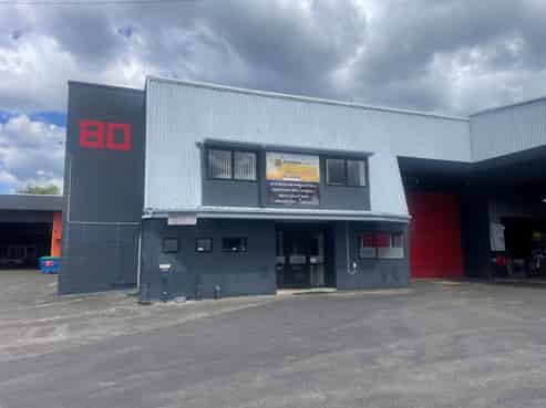 Central warehouse and office amenities
