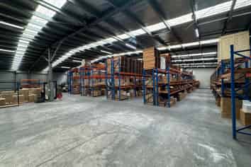 High-Quality Warehouse in Riccarton