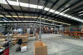 High-Quality Warehouse in Riccarton