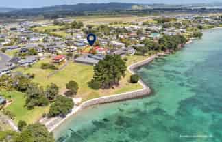 13 Aarts Place, One Tree Point