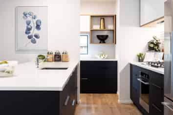 10 Te Ara Waiaroa, Oakura