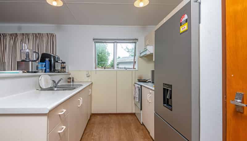 140B High Street, Bulls