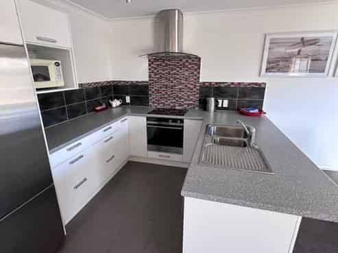 Papamoa Beach Accommodation Business