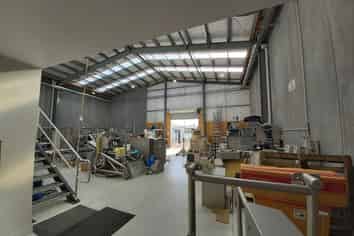 Premium Warehouse and Office in Richmond