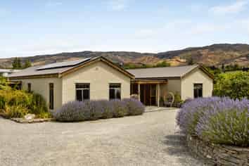 57 Hall Road, Bannockburn