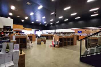 Albany 1,072sqm retail for lease