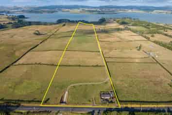 265 Glenbrook Beach Road, Glenbrook
