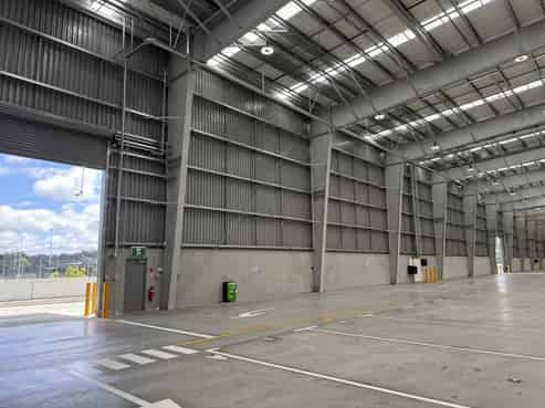 A grade industrial space - flexible terms