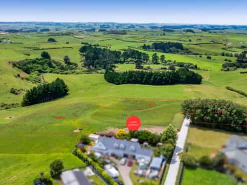 0n Douglas Street Sections, Hawera