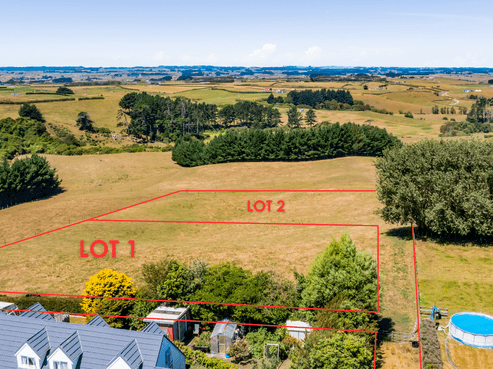 0n Douglas Street Sections, Hawera