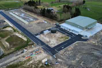 Brand-new, large central North Island warehouse