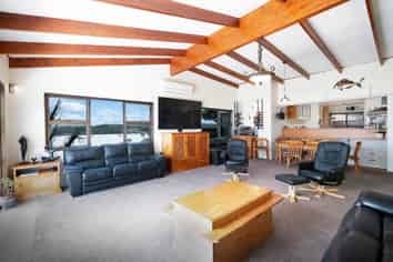 34 Binnie Street, Paihia