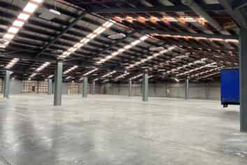 Large Warehouse – Short term solution with incentives offered