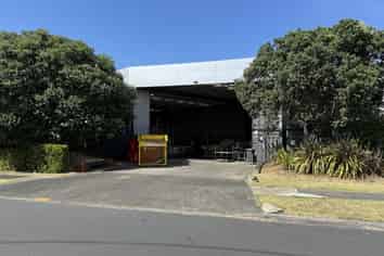 Sublease | Cost Effective Office and Warehouse