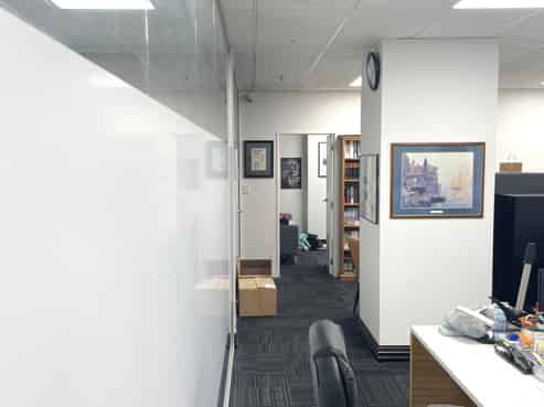 WELL-LOCATED, WELL-PRICED 107M² OFFICE
